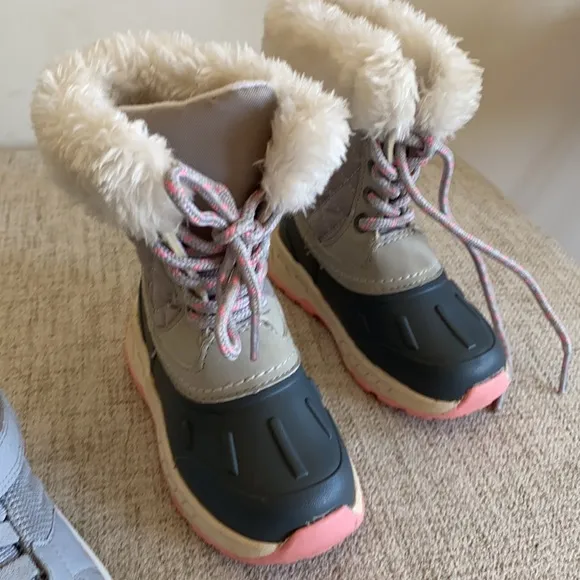 Kids Jordan and boot shoe bundle