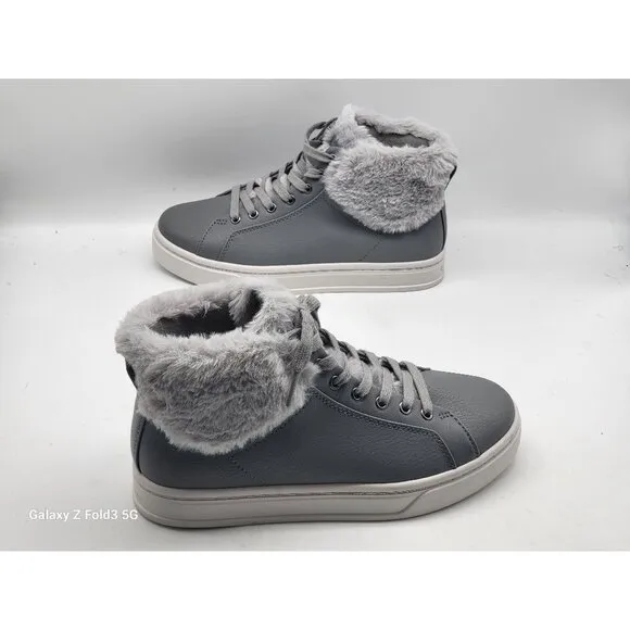Koolaburra by UGG Women's Sundell Fuzz Chukka Sneaker Gray Size 6