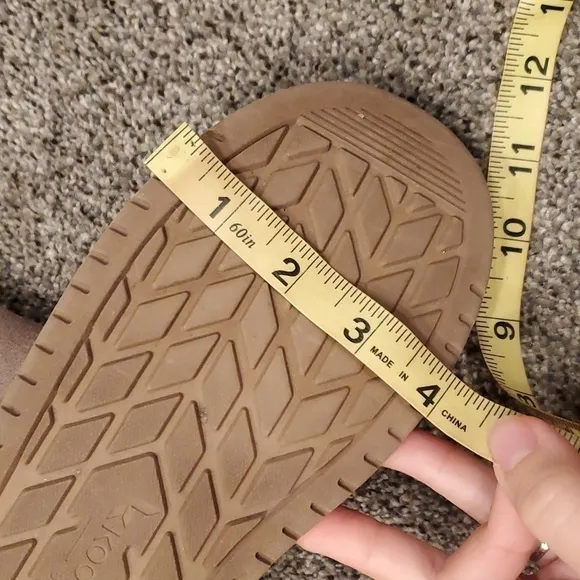 Koolaburra by Ugg Youth Kids Tall boots shoes sz 4