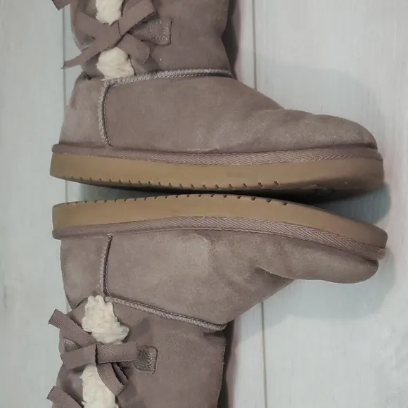 Koolaburra by Ugg Youth Kids Tall boots shoes sz 4