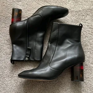 Kurt Geigner boots. 9.5