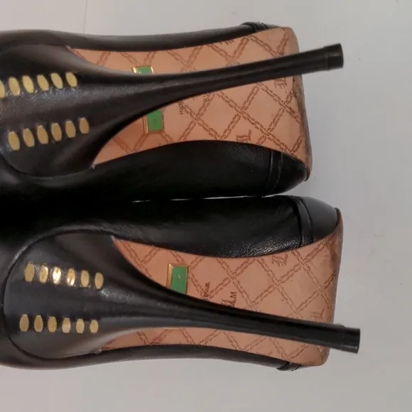 L.a.m.b. Jaycee Black Leather Studded Stiletto Ankle Boots 8.5