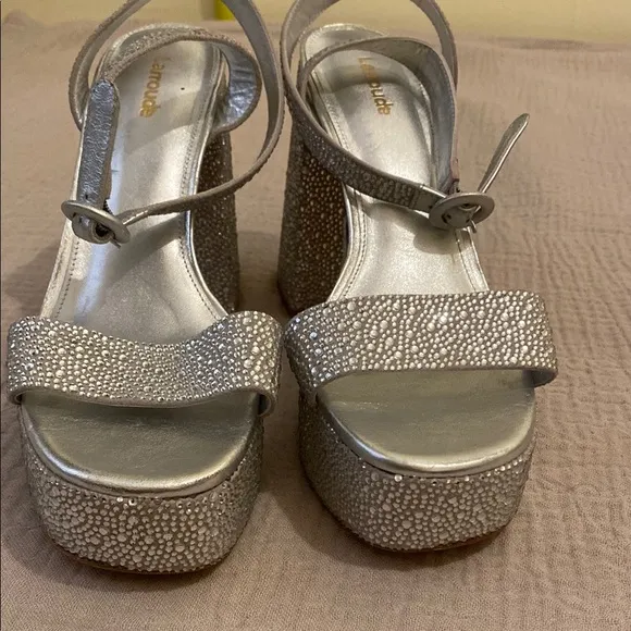 LARROUDE Silver Platform Block Heel Sandals . Size 8