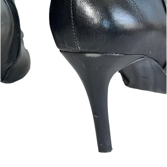 Lauren Ralph Lauren Jayde kidskin leather tall heeled boots. Size 9B GUC
