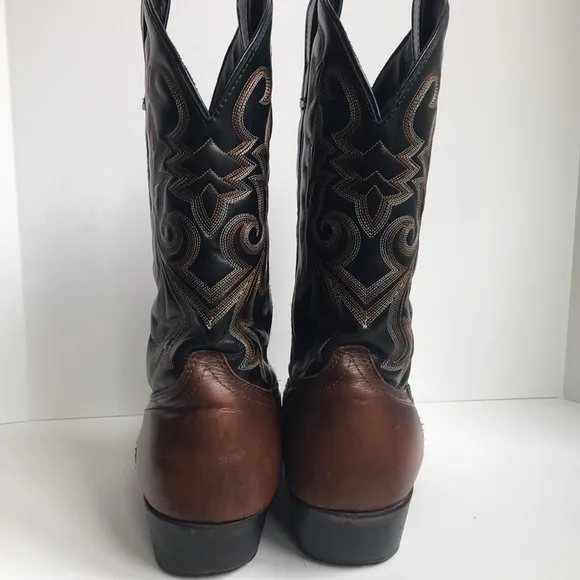 Leather black &amp; brown stitched western boots size 12D