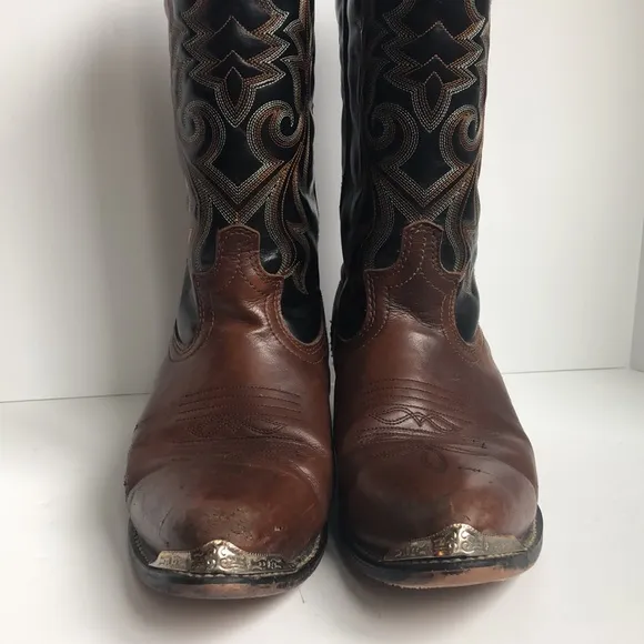 Leather black &amp; brown stitched western boots size 12D