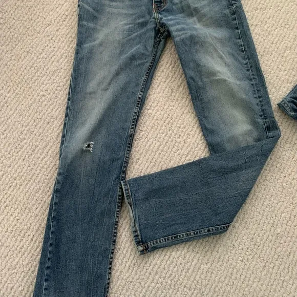 Levi’s 512 SLIM TAPER FIT MEN'S JEANS 32W 34L Dark Wash, worn and torn look