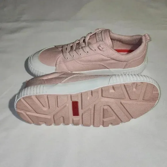 Levi's Women's Emma platform Sneaker shoe 👟