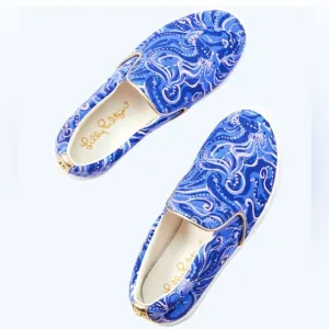Lilly Pulitzer slip on canvas shoes size 8
