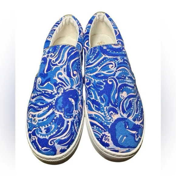 Lilly Pulitzer slip on canvas shoes size 8