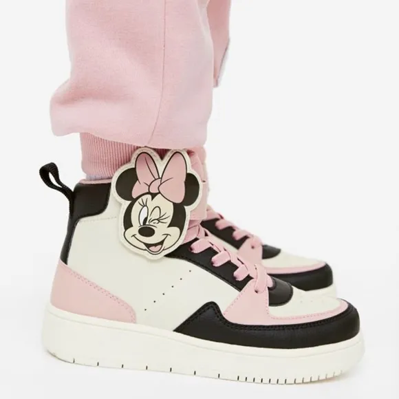LIMITED EDITION NWT MINNIE MOUSE HIGH TOP SNEAKERS