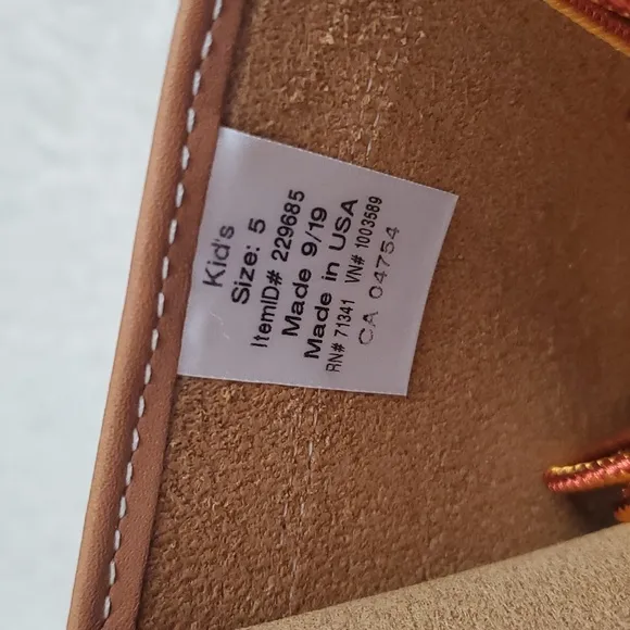 LL Bean Kids Brown Lace Up Ankle Duck Boots Size 5