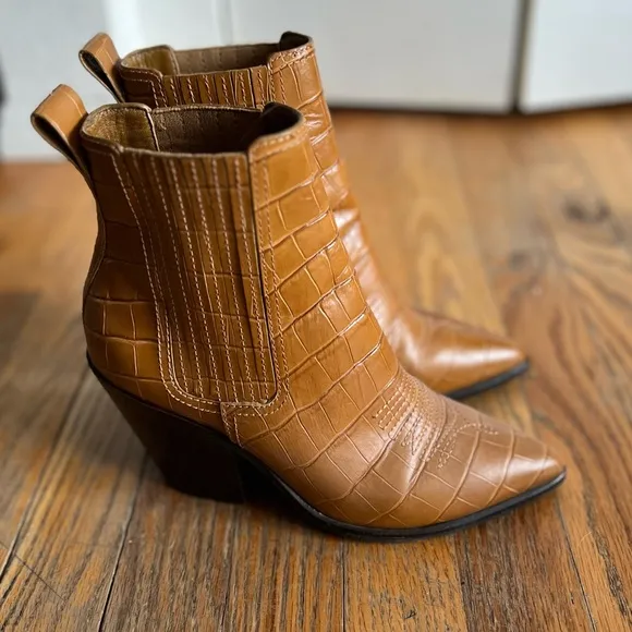 Loeffler Randall Kali Western Boot in Honey | Size 8