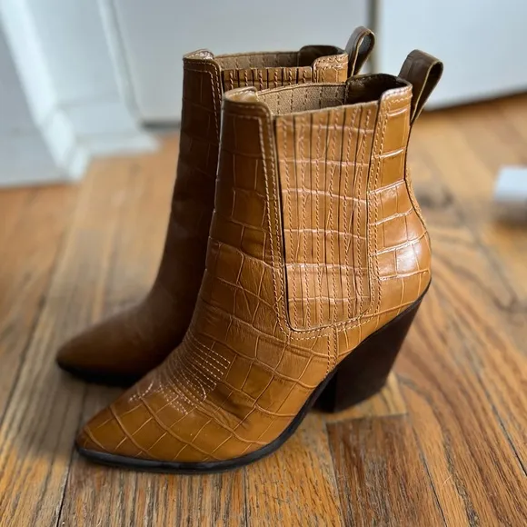 Loeffler Randall Kali Western Boot in Honey | Size 8