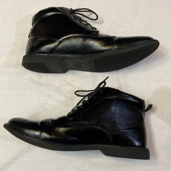 London Fog Mens Tyler Black Chukka Ankle Lace Up Boots EUC Size 11.5