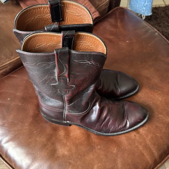 Lucchese round toe Black Cherry leather cowboy/western boots 8 E