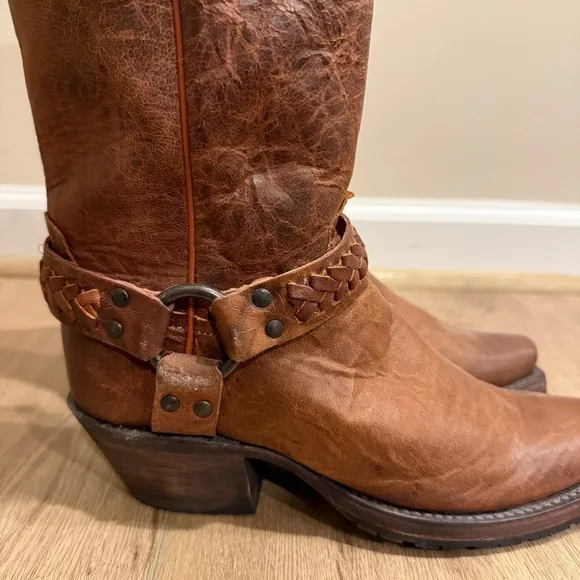 Lucchese Women's Honey Harness Square Toe Boots