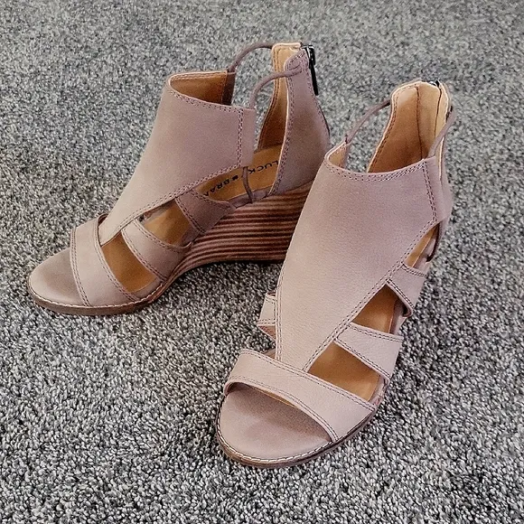 Lucky Brand Taupe Wedge Sandals Never Worn