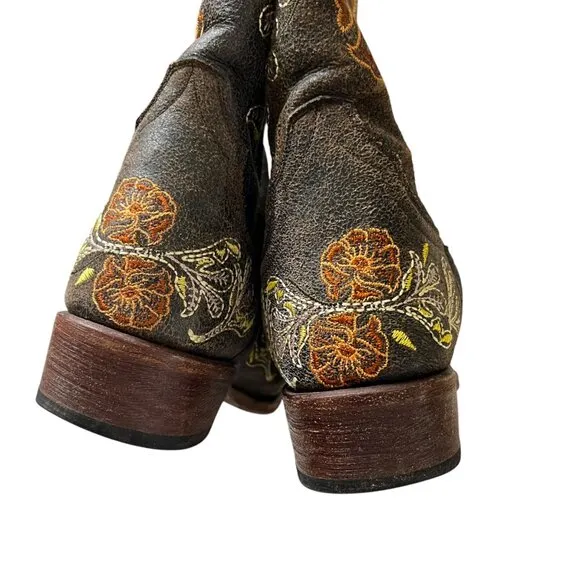 Macie Bean Boots women's 8 brown leather white orange embroidered round toe