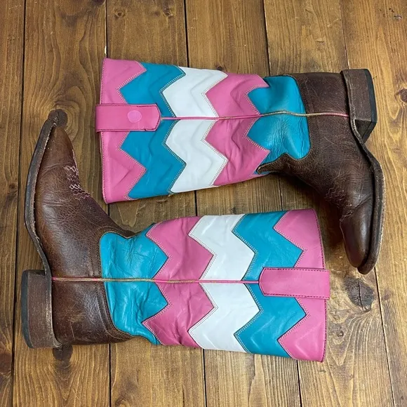 Macie Bean girls boots size 12 moves like zagger pink white and turquoise