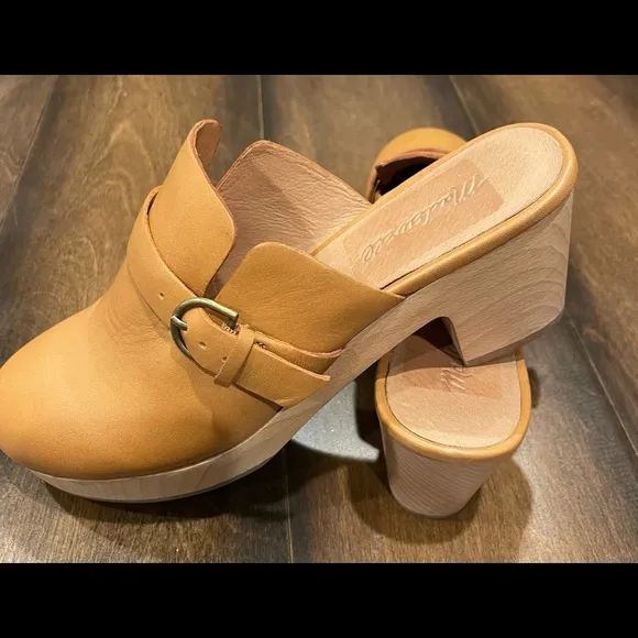 Madewell Monique Buckle Clog NWOT