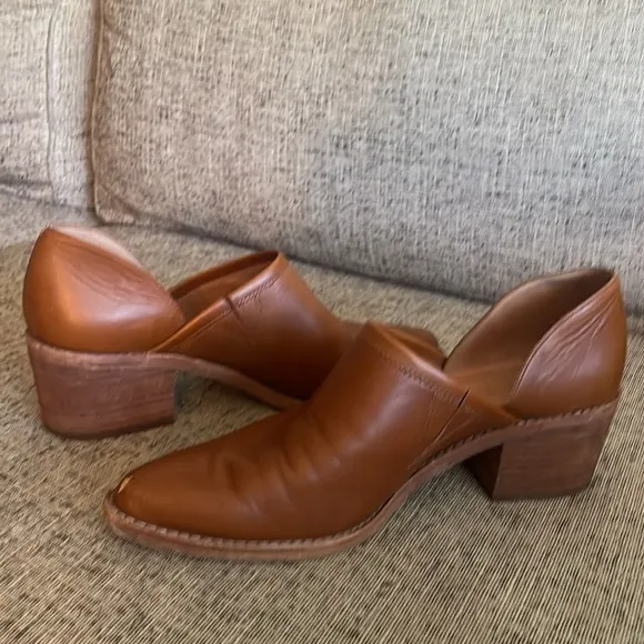 Madewell The Brady Tan Leather Bootie Size 9