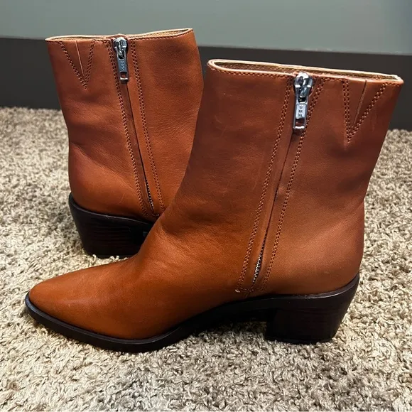 Madewell ‘The Darcy’ Ankle Boot in Warm Cinnamon, Size 6 1/2