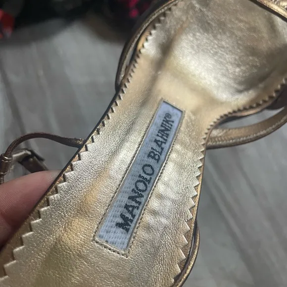 Manolo Blahnik Gold Women's pumps