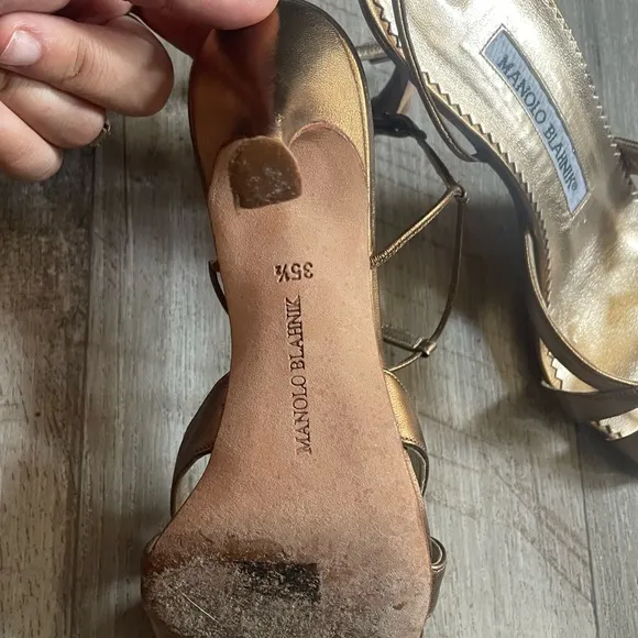 Manolo Blahnik Gold Women's pumps
