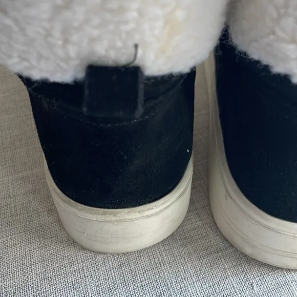 MARC FISHER BLACK DAIRE ANKLE BOOTIE / SNEAKERS size 10