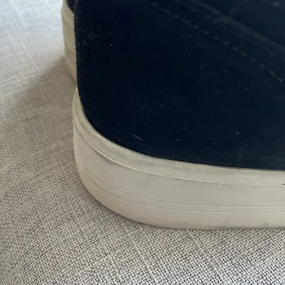MARC FISHER BLACK DAIRE ANKLE BOOTIE / SNEAKERS size 10