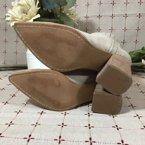 Marc Fisher LTD Oshay Tan Suede Pointed Toe Ankle Boots Size 7.5