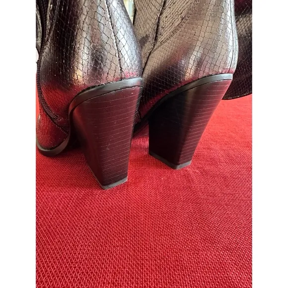 Marc Fisher Nalita Snakeskin Pewter Leather Women’s Western Boots, NWOB, 7.5