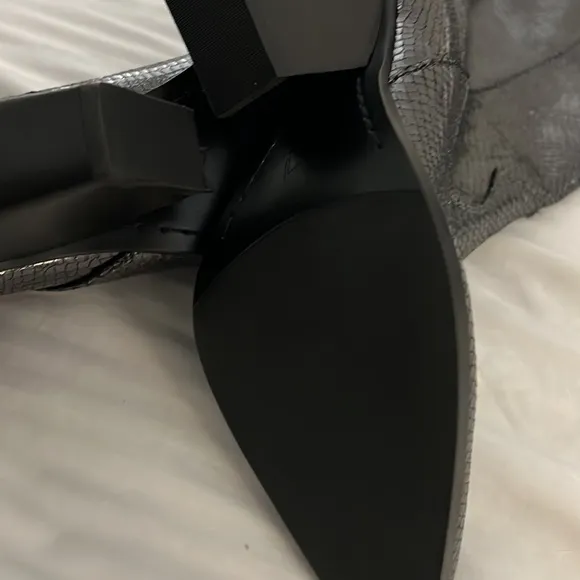 Marc Fisher western boots retail price $329 new