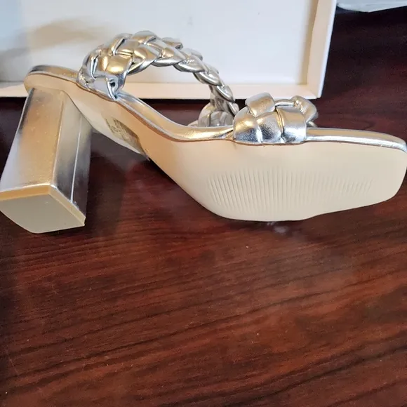Mata Shoes