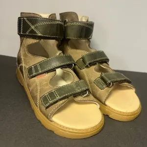 Memo-‎ Size:33, Ortho Shoes, Green/Tan-Pre-Owned