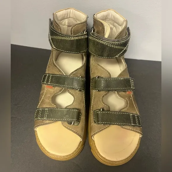 Memo-‎ Size:33, Ortho Shoes, Green/Tan-Pre-Owned