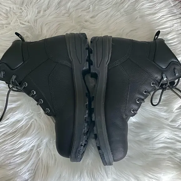 Men’s black Timberland Pro composite toe boots