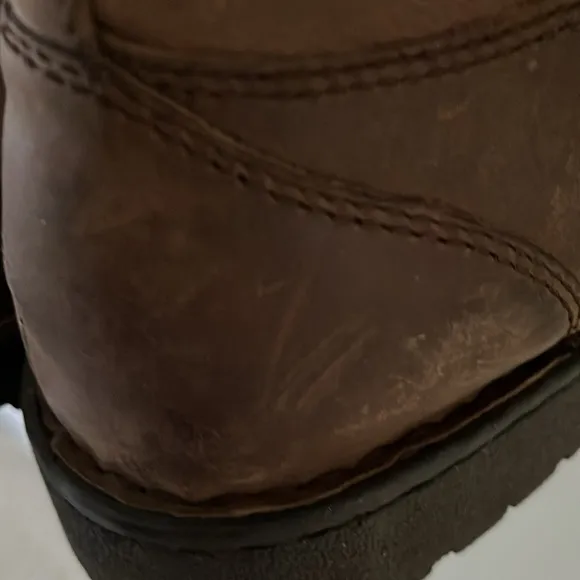 Men’s Born Leather Lace Up Ankle Boots. Size 11