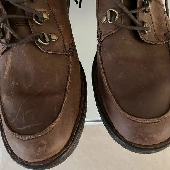 Men’s Born Leather Lace Up Ankle Boots. Size 11