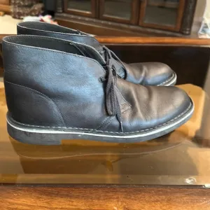 Men’s Clark’s Bushacre 2 Chucca Boots. Size 9.5