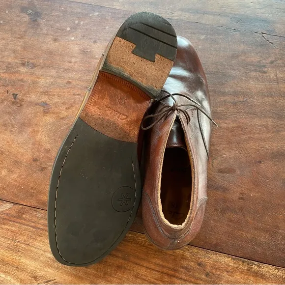 Men's Clarks Chocolate Brown Leather Chukka Boots Size 10.5