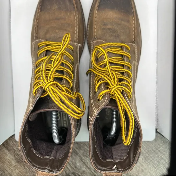 Men’s Crevo Buck Leather Boots Size 9.5