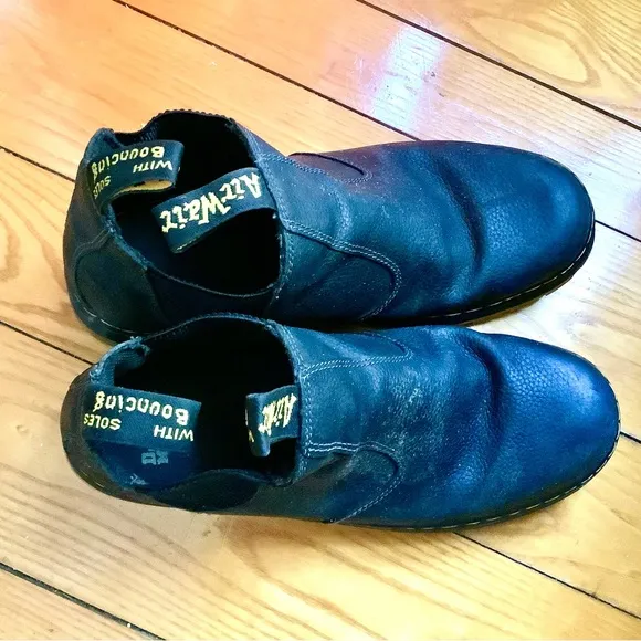 MEN’S Dr. Martens Hardie Chelsea Black Leather boots