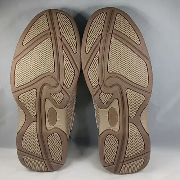 Men’s Dr Scholl’s Slip On shoes Size 9.5 3E. Tan Color New