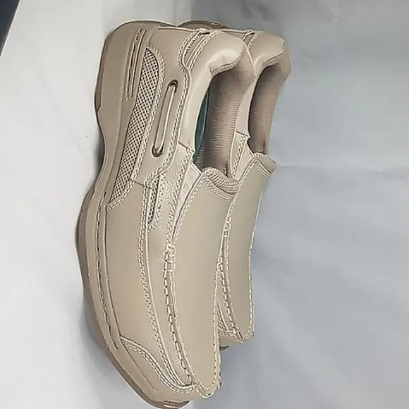 Men’s Dr Scholl’s Slip On shoes Size 9.5 3E. Tan Color New