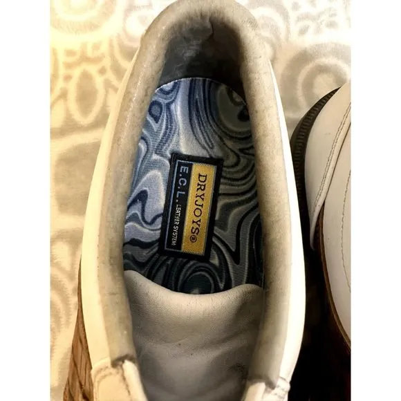 Men's FootJoy VersaLuxe Size 9M Spikeless Leather Golf Shoes Model: 53570 J3P