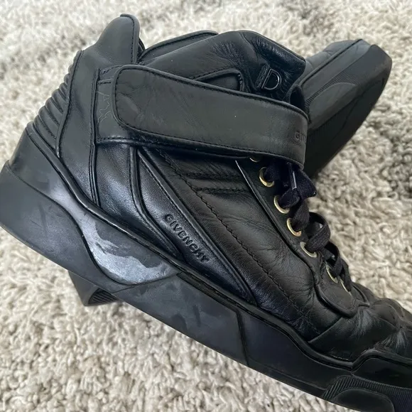 Men’s Givenchy Black Leather High Top Sneakers