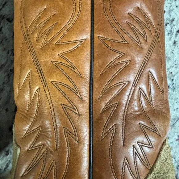Men's Leather Cowboy Style Boots Smooth Grain Stitched Traditional Point Toe 10D
