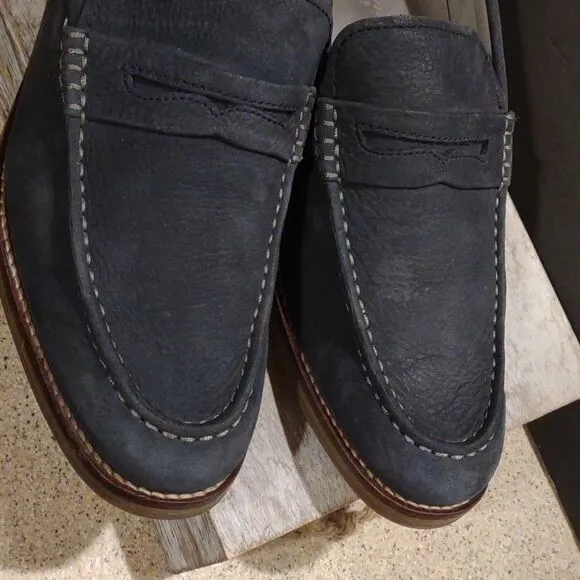 Men's Sperry  Suede Shoes Size 10.   M1